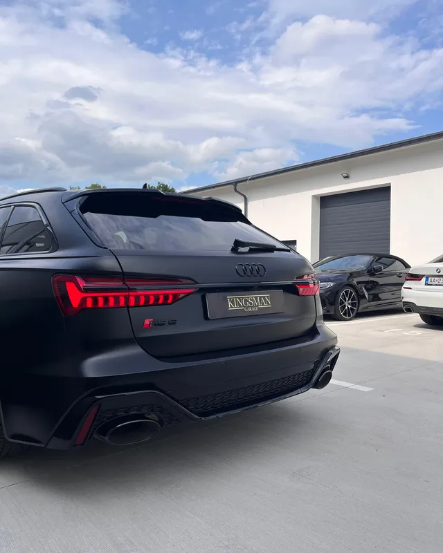 Audi RS 6 at Kingsman Garage